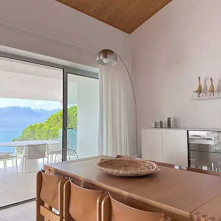 Montagna Torri Del Benaco